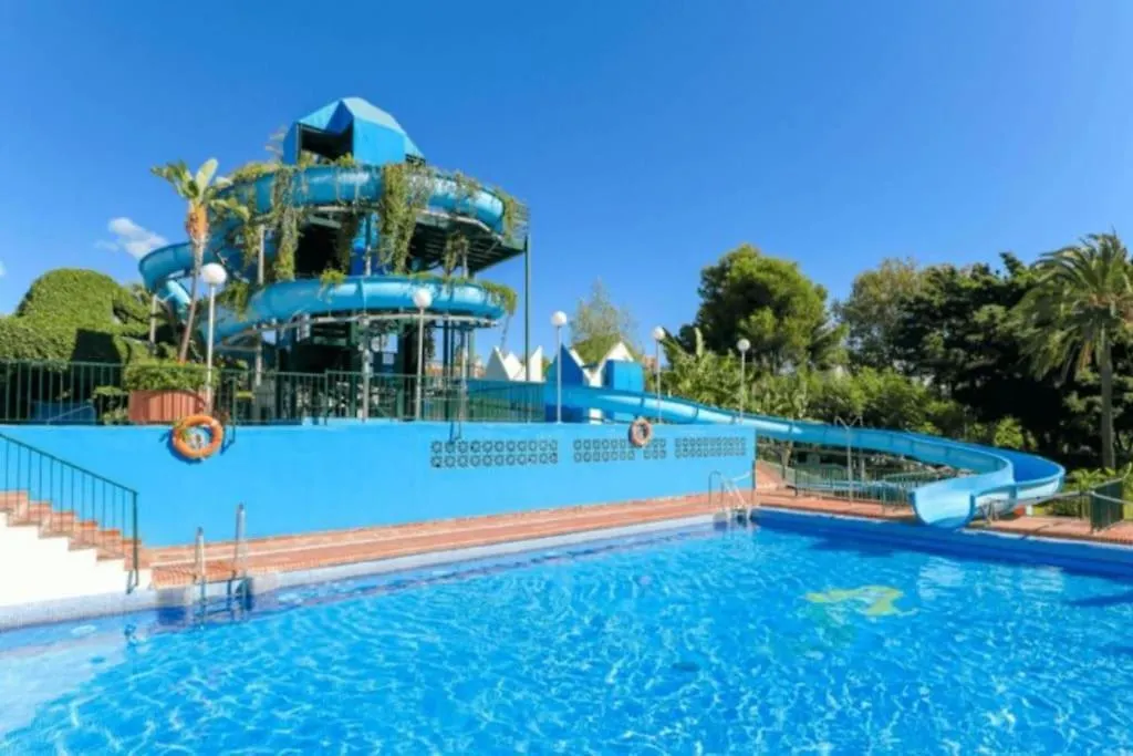 1º Linea De Playa Con Piscinas & Parque Acuatico Apartment Benalmadena 0*,